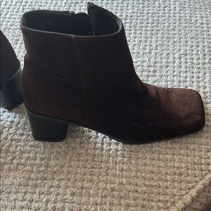 Women’s Brown Boots Size 6